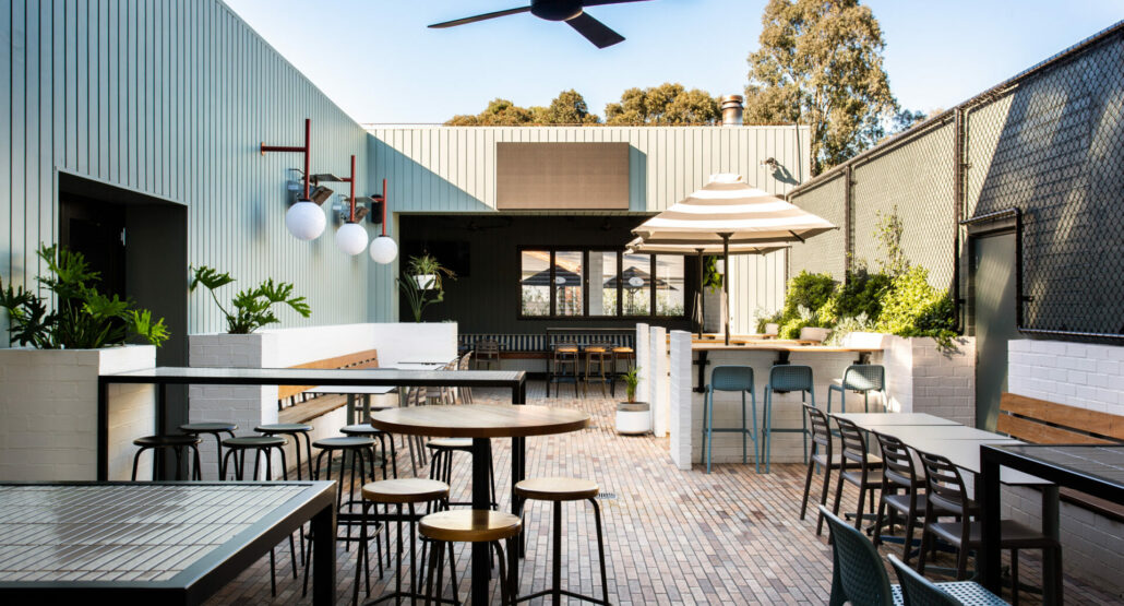 parkside bar and garden