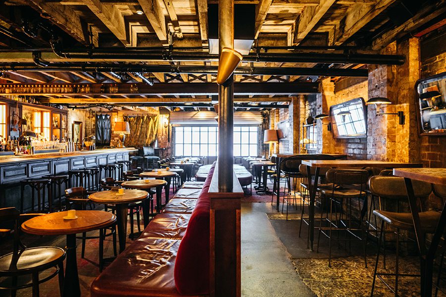 Bar